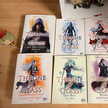Throne of Glass von Sarah J. Maas