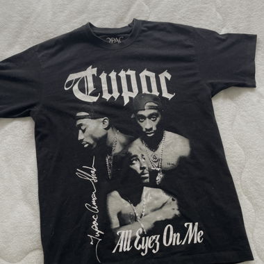 T-shirt grafica Tupac