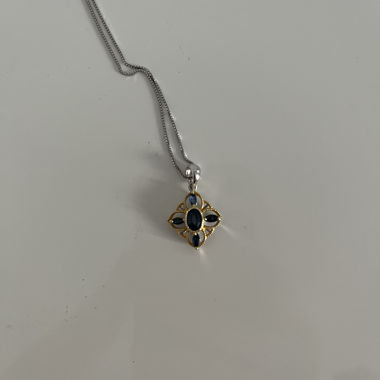 Collana in zaffiro argentato ciondolo pietra preziosa 