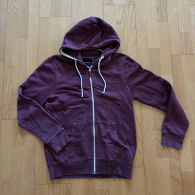 Sweat à capuche zippé