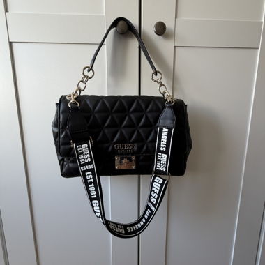 GUESS Handtasche schwarz