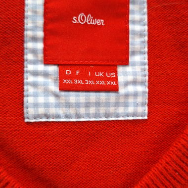s.Oliver red V-neck jumper XXL