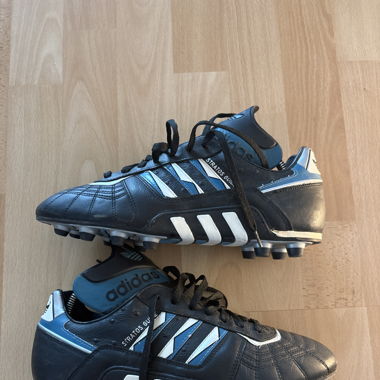 Vintage Adidas Nockenschuhe - Stratos Guide 