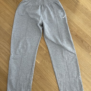 Nike Grey Jogging Bottoms