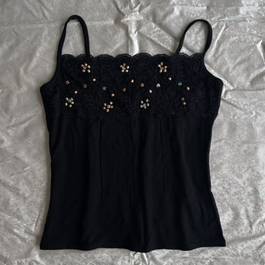 “Ponchy” lace top