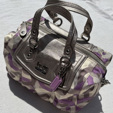 unique lilac & grey coach hand/crossbody bag