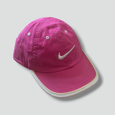Pink vintage 90s Nike cap