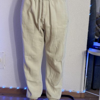 Light Cream Jogging Pants M