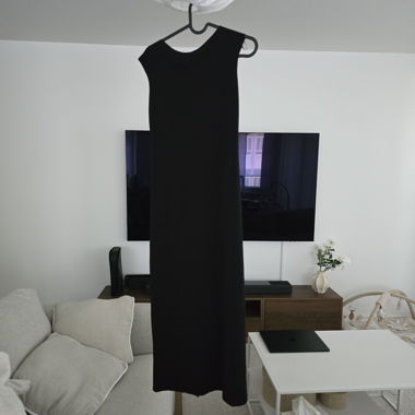 Kleid mit offenem Rücken