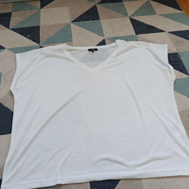 White sleeveless top C&A XXL