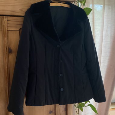 Veste noire pour femmes