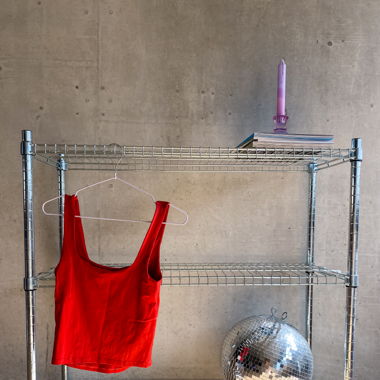 Rotes Kurzarm