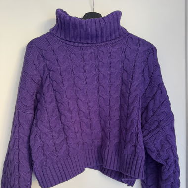 Pull violet 