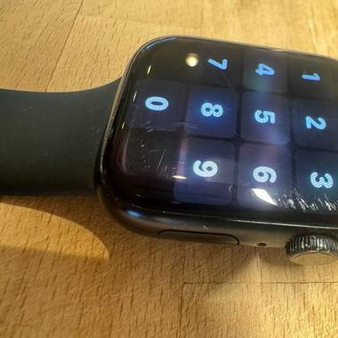 Apple Watch 8 45mm