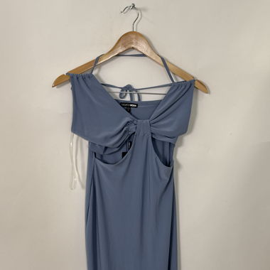 Fashion Nova blaues Kleid