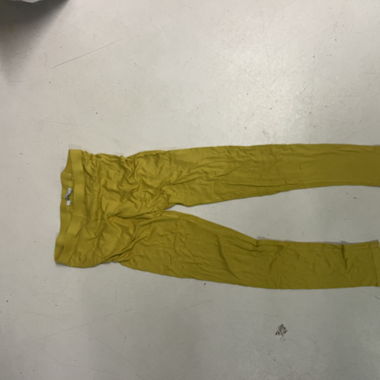 Globus yellow leggings