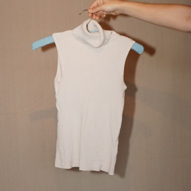 Top rosa-beige con colletto