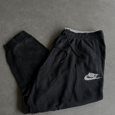 Schwarze Nike Jogginghose
