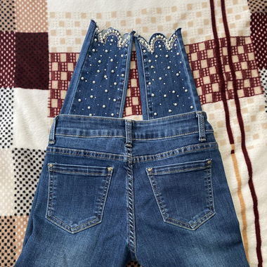 Jeans élastique avec perles 