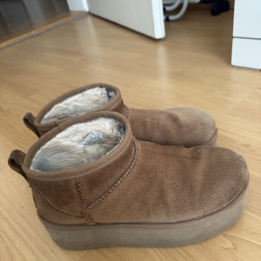 Plateau Uggs Gr. 39