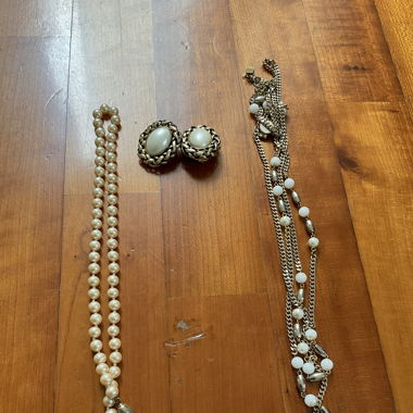 2 necklaces plus a pair of earrings 