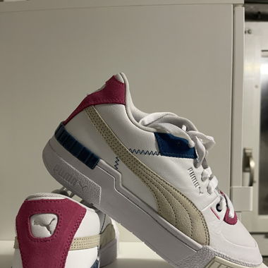 PUMA Sneakers