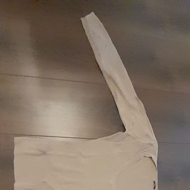Maglione di lana a maniche lunghe