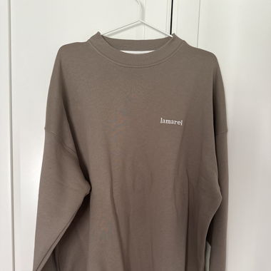 Lamarel Sweater
