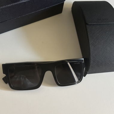 Occhiali da sole Prada neri
