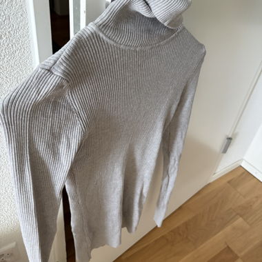 Grey Turtleneck Sweater Gr. xs