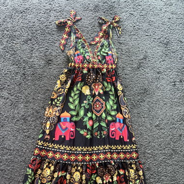 Schönes Sommerkleid mit Elefanten Muster, Grösse S