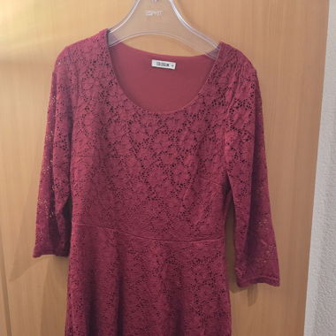 Rotes Kleid 