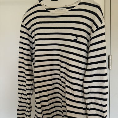 Gestreifter Pulli von TWOTHIRDS