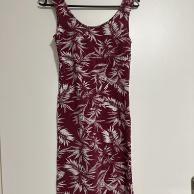 Sleeveless Dress with Leaf Pattern. XS