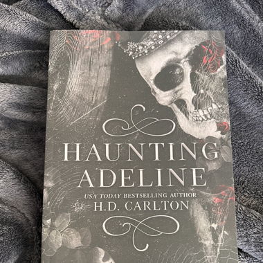 Haunting/Hunting Adeline H.D. CARLTON English