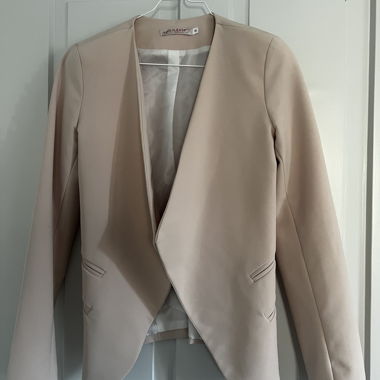 Beiger Blazer