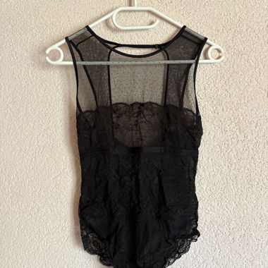 Schwarzer Spitzen-Body