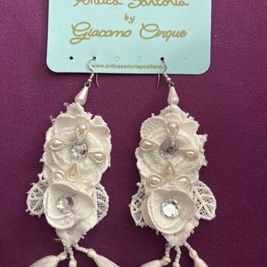 Handmade earrings by Antica Sartoria