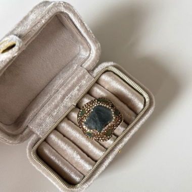 Anello statement regolabile con gemma