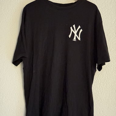 T-shirt nero - NewYorker