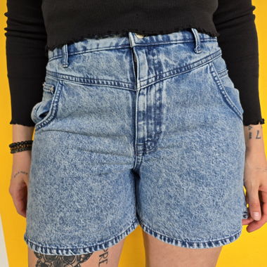 Short- PULL&BEAR