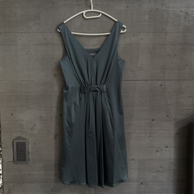 Short dress
