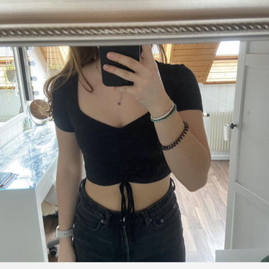 Top von Zara