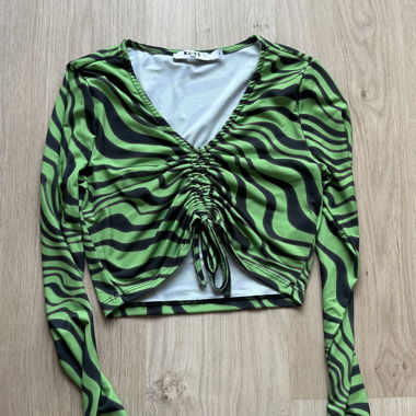 NA-KD Crop-Top mit Muster, Grösse S