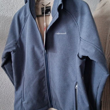 Giacca in pile Alprausch con cappuccio blu M