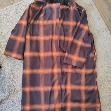 Manteau à carreaux brun-orange