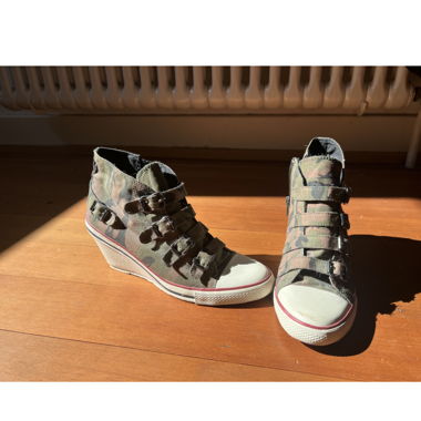 Camouflage Wedge Sneakers