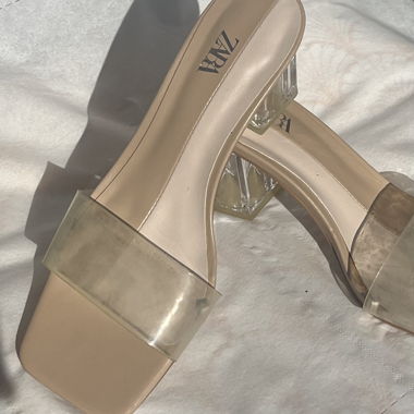 Mules a talon transparent