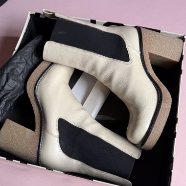 Bottines Barbara Bui beige
