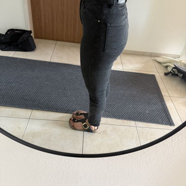 Stradivarius - Schwarze Jeanshose